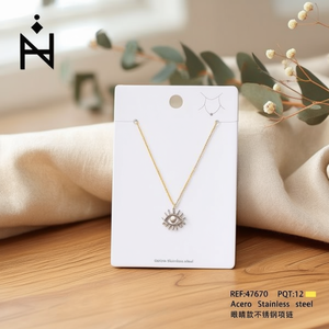 Collana a Forma di Occhio in Acciaio Inossidabile, Gioiello Raffinato Tipo Choker - Product Image 3