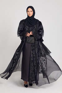 Robe longue modeste noire à fleurs personnalisée Leduo – Abaya à poignets smockés avec hijab pour femmes musulmanes - Product Image 2
