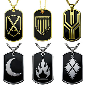 Ciondoli con emblema in oro nero personalizzati <span class=keywords><strong>accessori</strong></span> per collo stile tendenza da gioco per collana per animali domestici catena sportiva e membri delle forze armate - Product Image 1