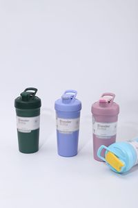 Vaso Mezclador Aislado Mate de 24oz, Tendencia Actual, Botella de Acero Inoxidable con Asa de Transporte para Gimnasio, Fitness y Batidos de Proteínas - Product Image 6