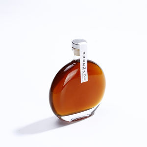 250ml 500ml negro vacío plano redondo botellas de vidrio whisky vino <span class=keywords><strong>Gin</strong></span> botellas Super Flint Material con corcho de madera - Product Image 5