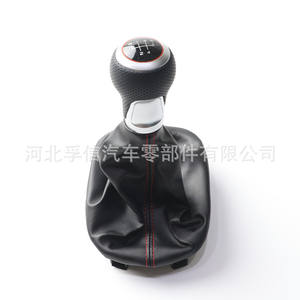 Cache-poussière pour pommeau de levier de vitesse pour Seat Leon I Toledo II 98-05, boîte de vitesses manuelle 5 vitesses, cuir noir avec surpiqûres rouges - Product Image 5