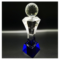 Un grand nombre d'échantillons gratuits de marchandises en stock Crystal Football Trophy
