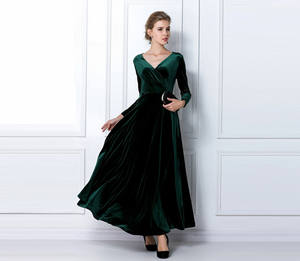 Abito Lungo Elegante <span class=keywords><strong>da</strong></span> Donna in Velluto di Alta Qualità con Scollo a V e Maniche Lunghe per Serate - Product Image 4