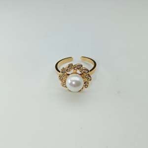 แหวนแฟชั่นชุบทองประดับมุกคริสตัลเครื่องประดับสตรีแบบปรับได้ - Product Image 1
