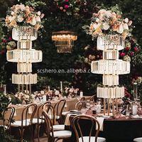 Décoration de mariage moderne de haute qualité avec grand support métallique, décoration suspendue en acrylique pour allée et scène en forme de T