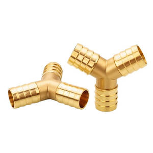 Connecteur en Y en laiton pour tuyaux de 4 à 19 mm, résistant à la corrosion, pour réparation et remplacement de tuyaux de carburant, conception angulaire - Product Image 1
