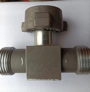 Prensaestopas industrial de latón de China, IP68 a prueba de agua y explosiones, para gabinetes eléctricos exteriores y cableado marino - Product Image 1