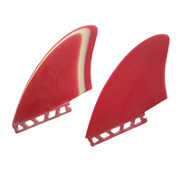 Aileron de planche de surf de couleur rouge et blanche pour le surf ailerons en fibre de verre à double quille