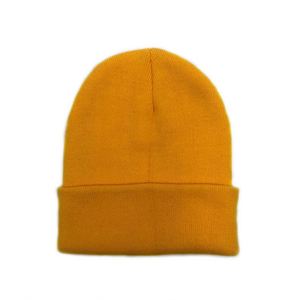 Vente en gros de bonnets d'hiver personnalisés, couleur unie, en acrylique, doublés de satin, avec logo brodé - Product Image 6