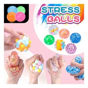 ลูกบอลสัมผัสนุ่มพิเศษ ปลอดภัยต่อสิ่งแวดล้อม ทำจากซิลิโคน/พีวีซี/พียู สำหรับเด็ก ช่วยบรรเทาความวิตกกังวล ปรับแต่งสีและโลโก้ได้ พร้อมหนามเล็กๆ สำหรับการเล่นเสริมพัฒนาการ - Product Image 4