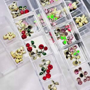 Boîte de 12 compartiments de breloques pour ongles en alliage et strass motif cerise, super brillantes, accessoires de décoration 3D pour nail art, pour salon de manucure et DIY - Product Image 5