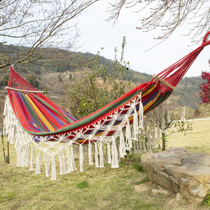 <span class=keywords><strong>Hamac</strong></span> <span class=keywords><strong>double</strong></span> en <span class=keywords><strong>toile</strong></span> pour l'extérieur, camping, loisirs intérieurs, balançoire portable, pompons, barres courbes, capacité de 200 kg, vente en gros - Product Image 2