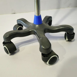 Soporte de suelo móvil de acero inoxidable para suero intravenoso con ruedas para hospitales y clínicas - Product Image 3
