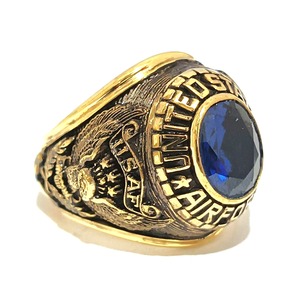 Anillo Moderno Personalizado de Latón con Zirconia Unisex - Product Image 2