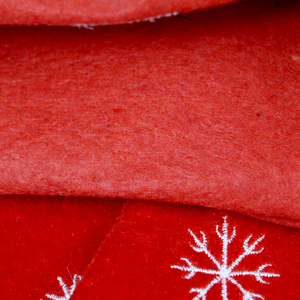 Vente en gros de chapeaux de Père Noël de haute qualité pour adultes, bonnets de Noël pour enfants, décorations de Noël, rennes brodés, écologiques, rouges - Product Image 6