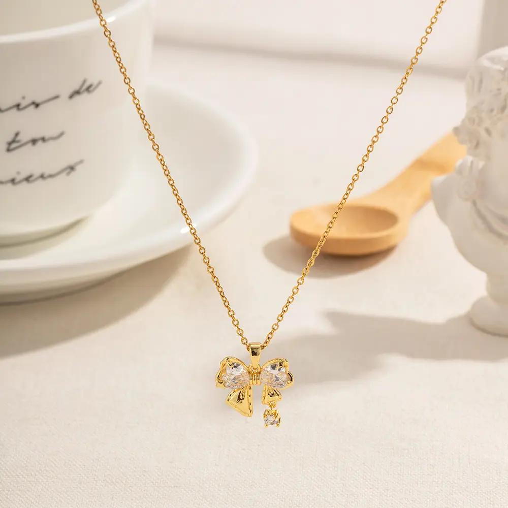 JoyEver waterproof non tarnish stainless steel classy butterfly necklace pendant lady's jewelry delicate gold butterfly necklace