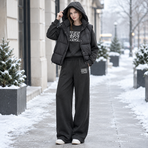 Ensemble veste matelassée et pantalon large pour femme, tenue à capuche en deux pièces, streetwear décontracté, vêtements de détente - Product Image 5