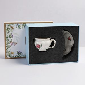 Meilleures ventes de boîte-cadeau de service à thé en porcelaine à motif de roses britanniques - Product Image 5
