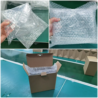 Boîte de présentation en acrylique transparent de haute qualité personnalisée pour 8 mini-boîtes de boosters Pokémon Celebrations