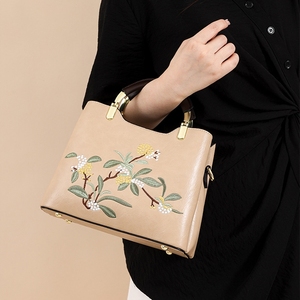 Sac à main pour femme <span class=keywords><strong>en</strong></span> cuir PU <span class=keywords><strong>de</strong></span> qualité supérieure, moderne, naturel, tendance, vente <span class=keywords><strong>en</strong></span> gros, nouvelle arrivée, broderie florale, imperméable - Product Image 2