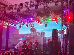 Écran LED d'intérieur P2.6 pour <span class=keywords><strong>location</strong></span> <span class=keywords><strong>de</strong></span> scène, événements, fêtes, panneau d'affichage LED d'intérieur en aluminium moulé sous pression - Product Image 2