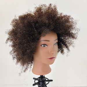 Tête de mannequin afro bouclée de 18 pouces <span class=keywords><strong>pour</strong></span> la pratique du tressage, 100% cheveux humains, poupée d'entraînement en cosmétologie Minkin <span class=keywords><strong>pour</strong></span> <span class=keywords><strong>coiffeur</strong></span> - Product Image 3