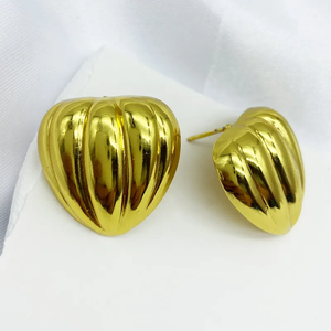 1 par de aretes de acero inoxidable 304 estilo IG con chapado en oro de 18 quilates y ondas de rayas con perla de diamante - Product Image 4