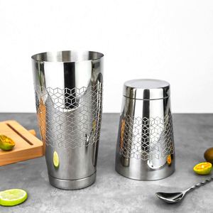 Shaker Boston en acier inoxydable 304 avec motif gravé en 3D, capacité 850+550 ml, fond lesté, pour barman - Product Image 2