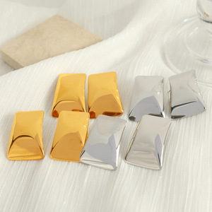 Geometric <b>Cuff</b> <b>Earrings</b> 18K Gold Plated Zinc Alloy Party Fashion Statement Jewelry - Product Image 2