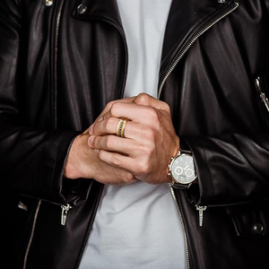 Nhẫn nam bằng vonfram mạ vàng 24K, khắc rune Viking & gỗ Koa Hawaii, nhẫn cưới bằng cacbua vonfram bán buôn - Product Image 4