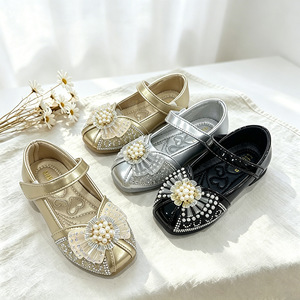 <span class=keywords><strong>Sandali</strong></span> <span class=keywords><strong>da</strong></span> bambina Hai Girl con paillettes, perle, fiore e fiocco, per feste, spettacoli, performance e danza, con suola morbida. - Product Image 1
