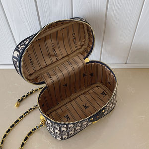 Sac fourre-tout décontracté rétro géométrique pour femme, nouvelle collection automne 2025, en cuir PU durable, avec bandoulière amovible, sac à main portable - Product Image 2