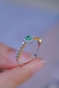 Bagues de fiançailles Xinfly en or blanc et jaune 18 carats avec diamant vert taille coussin 0,45 ct - Product Image 5