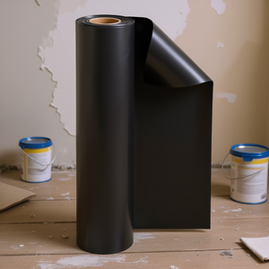 Rouleau de bâche plastique robuste 10 mil, 10' x 100', noir, multi-usages, pour peintres, barrière anti-vapeur, pour gaines de ventilation - Product Image 2