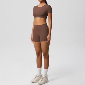 Vêtements d'entraînement personnalisés pour femmes ensembles de fitness de gymnastique haut court de Yoga sans couture et pantalon deux pièces brassière Pad Shorts grande taille costume de Yoga - Product Image 3