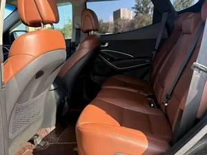 סנטה פה 2013 טורבו 2.0T 245 כוחות סוס אוטומטית 4X4 רכב שטח הגה שמאלי פנים כהה מושבי עור יוקרתיים רכב משומש - Product Image 5