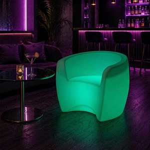 <span class=keywords><strong>Chaise</strong></span> <span class=keywords><strong>de</strong></span> <span class=keywords><strong>bar</strong></span> en plastique lumineuse LED moderne et confortable pour <span class=keywords><strong>bar</strong></span> à domicile et utilisation en extérieur - Product Image 1
