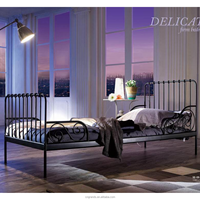 Lit simple tout acier de style nordique pour chambre d'enfant, usine, dortoir scolaire, appartement, maison résidentielle, mobilier pour enfants et adultes