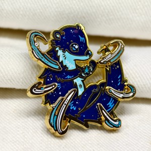 Personalizado de alta calidad <span class=keywords><strong>anime</strong></span> solapa pin insignias nutria animal marino azul a granel esmalte pines para la venta - Product Image 1