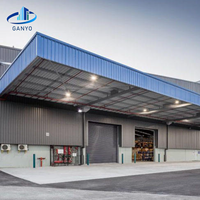 Entrepôt préfabriqué en structure métallique pour stockage et production, fournisseur OEM personnalisé
