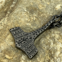 Colliers pendentifs en acier inoxydable électroplaqué personnalisés style viking rétro européen et américain 2024 avec chaîne en bambou, très tendance