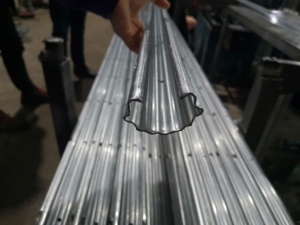 Poste de metal de viñedo Premium para enrejado de uva, poste de extremo de acero resistente para soporte de Viñedo - Product Image 3