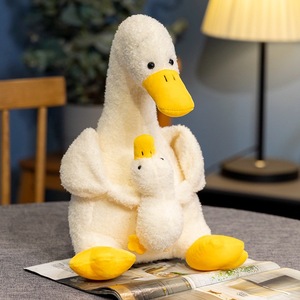 Peluche Anatra Madre e Cucciolo con Mano Grande che Tiene la Mano di una Piccola Anatra, Bambola di Comfort - Product Image 5