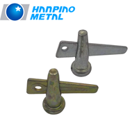 Coupelles de coffrage industriel, composants de panneaux de coffrage, attaches plates