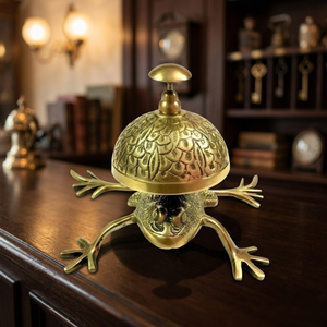 Cloche de bureau en laiton faite à la main, plaquée or, en métal poli, sonnette d'alerte pour la décoration de la maison ou du bureau - Product Image 4