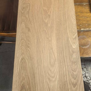<span class=keywords><strong>Tavole</strong></span> <span class=keywords><strong>in</strong></span> Legno <span class=keywords><strong>Massello</strong></span> di <span class=keywords><strong>Rovere</strong></span> Bianco Americano Grado FAS 18-40mm, Legname di <span class=keywords><strong>Rovere</strong></span> Bianco Essiccato <span class=keywords><strong>in</strong></span> Forno per Mobili di Alta Gamma, Prezzo di Fabbrica - Product Image 6