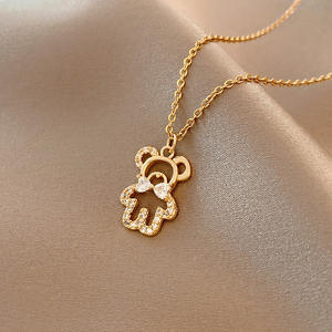 Oro placcato in acciaio inox farfalla stella luna cuore <span class=keywords><strong>collana</strong></span> pendente semplice zircone <span class=keywords><strong>collana</strong></span> <span class=keywords><strong>di</strong></span> <span class=keywords><strong>perle</strong></span> per le donne gioielli - Product Image 5