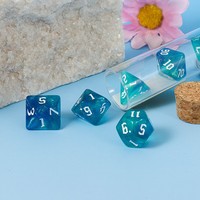 Ensemble de dés de jeu en acrylique gravés sur mesure en bleu, D4 D6 D8 D10 D12 D20, 7 dés, dés D&D pour Dungeons and Dragons, jeu de rôle D&D