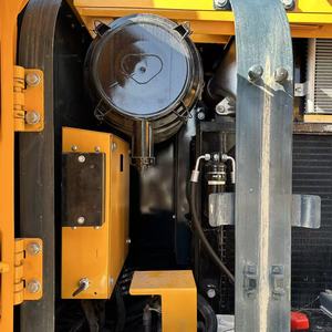 Excavadora Hidráulica Hyundai R220LC-9S Usada |   Motor y Bomba Cummins |   Modelo 2024 de 22 Toneladas en Buen Estado, Listo para Trabajar - Product Image 3